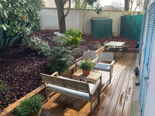 Neat home conveniently located, Rueil Malmaison