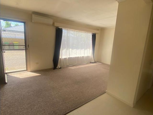 Neat, low maintenance two bedroom unit!