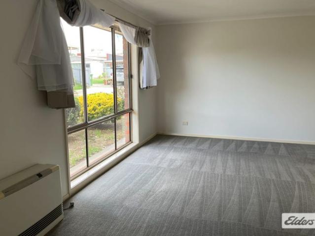 Neat & Low Maintenance Unit in Prime Rutherglen Location