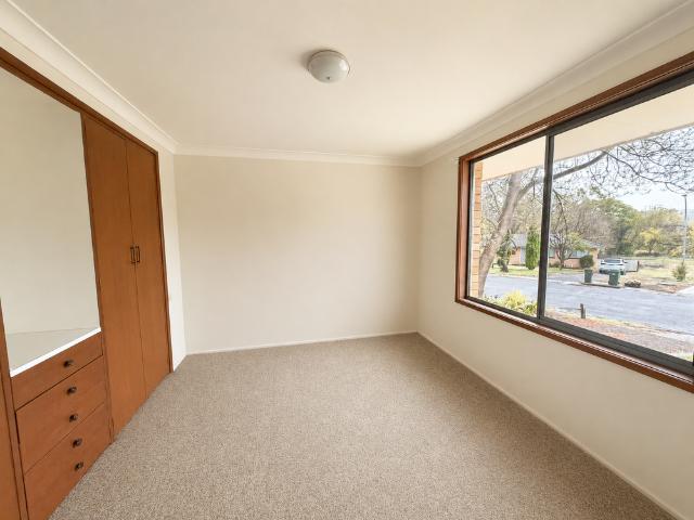 Neat & Low Maintenance Unit Water & Lawn Maintenance Included