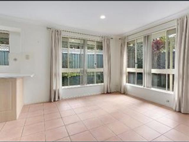 Neat & Low Maintenance Villa in the Heart of Laurieton