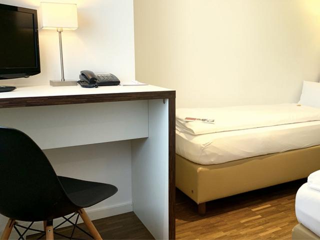 Neat & lovely suite in Buckenhof, Erlangen Amsterdam Apartments for Rent