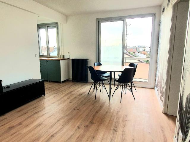 Neat, perfect loft close to city center Vitry sur Seine