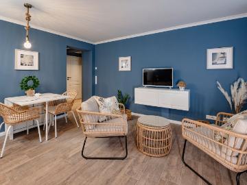 Neat, pretty studio in Stuttgart, Stuttgart Amsterdam Apartments for Rent