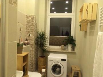 Friedrichsfelde, Berlin U-Bahn - Terrasse