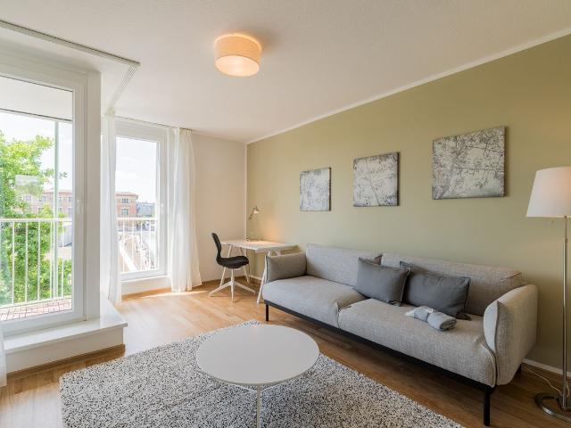 Neat studio in the heart of town, Berlin, Berlin Amsterdam Apartments for Rent