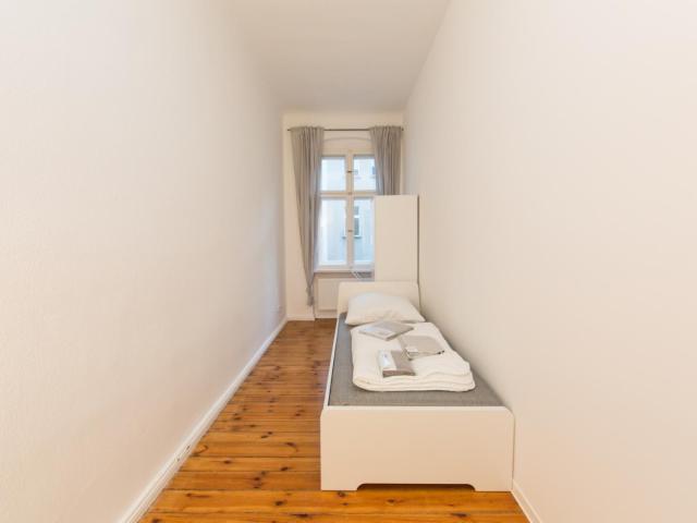 Neat single bedroom in Prenzlauer Berg