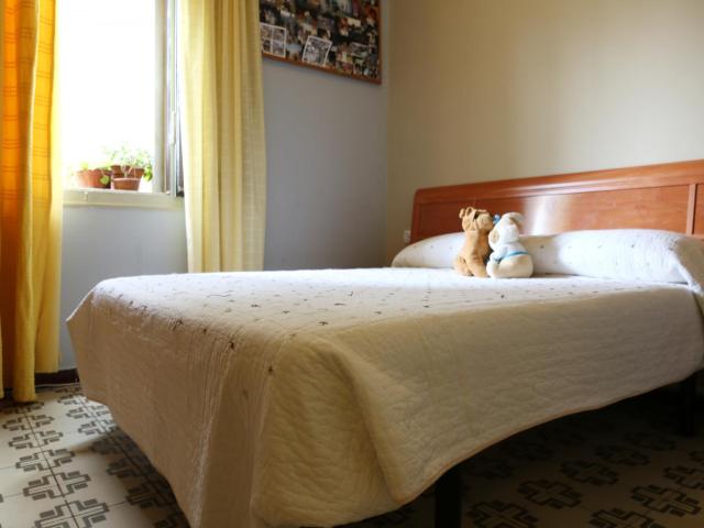 Neat single bedroom in the La Sagrada Família neighbourhood