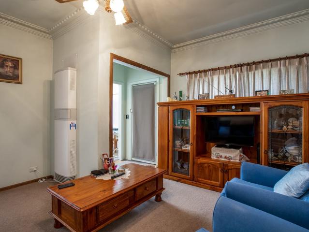Neat, Spacious & Perfectly Located
