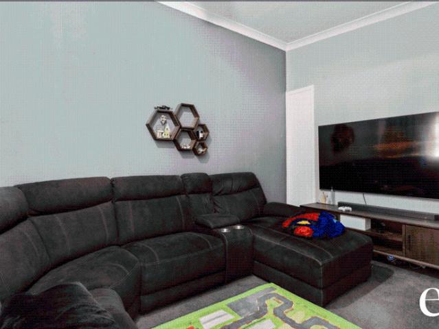 Neat & Spacious 2 Bedroom Unit with Home Office