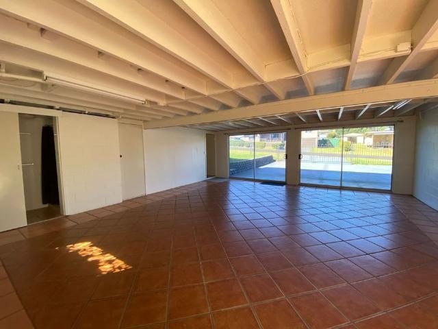 Neat & Spacious 4 Bedroom Home Close to Hallorans Hill