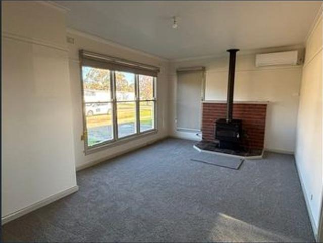 Neat Two Bedroom Home in Avoca