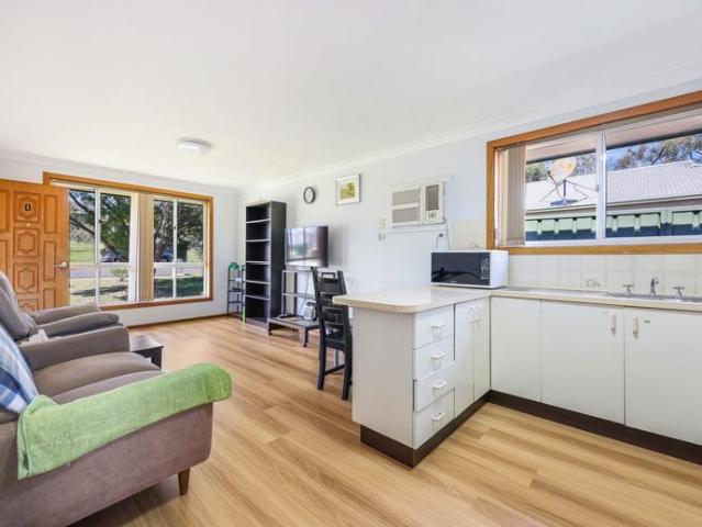 Neat Two Bedroom Unit