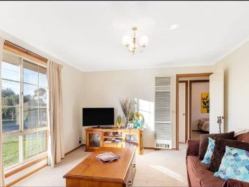 Neat Two Bedroom Unit for Lease