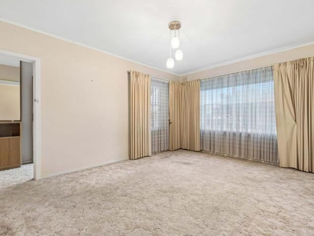 Neat Three bedroom home in Nova Gardens
