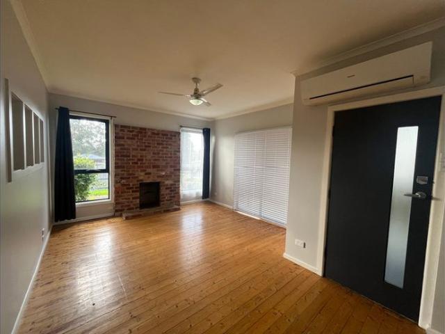 Neat Three Bedroom Home Right Here In Morwell