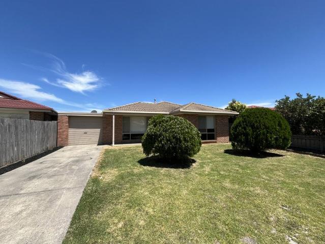 Neat & Tidy 3 Bedroom Brick Home Right Here in Traralgon