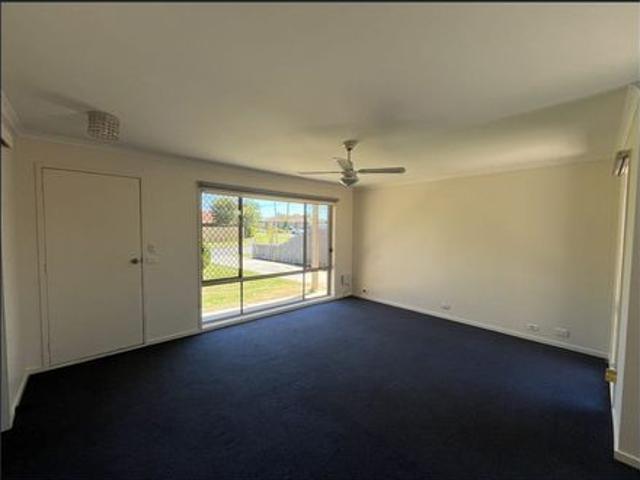 Neat & Tidy 3 Bedroom Brick Home Right Here in Traralgon