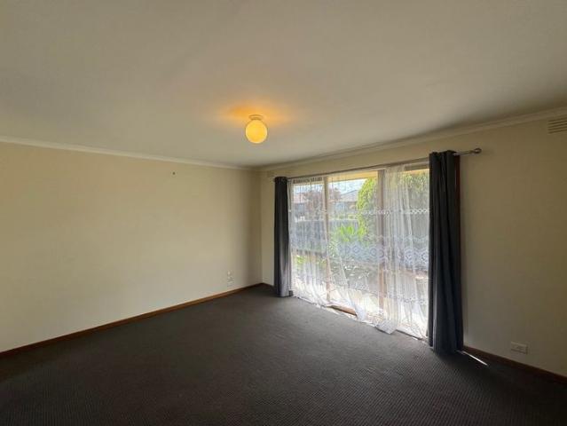 Neat & Tidy 3 bedroom home!