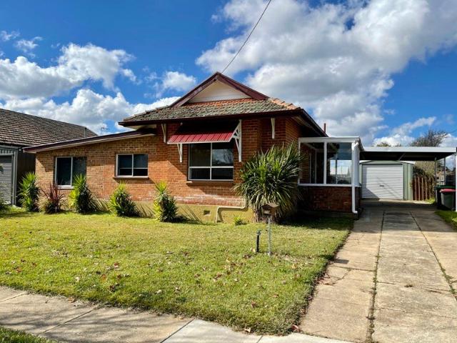 Neat & tidy 3 bedroom home