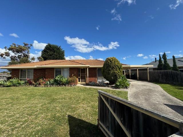 Neat & Tidy 3 bedroom home!