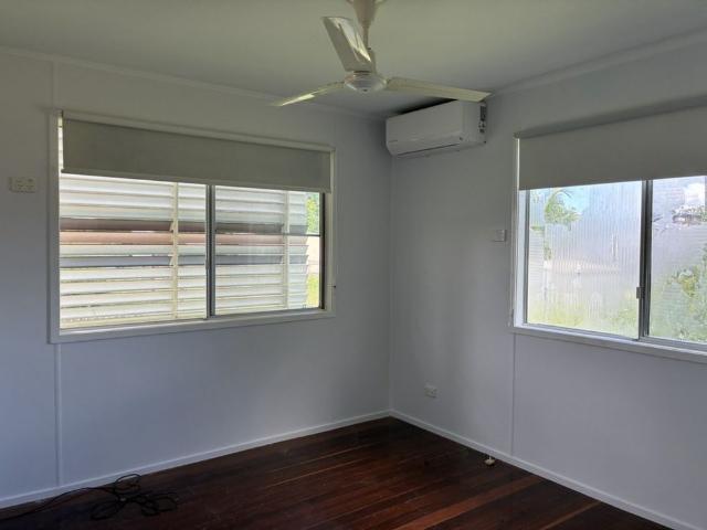 Neat & tidy 3 bedroom home, a must to inspect!