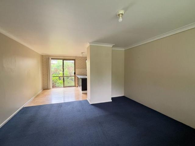 Neat & Tidy 2 Bedroom Brick Unit In South Kempsey | Lawns & Water Included