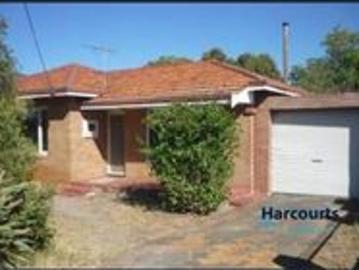 Neat & Tidy 2 Bedroom Home in Convenient Location