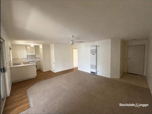 NEAT & TIDY 2 BEDROOM HOME IN A QUIET COURT LOCATION