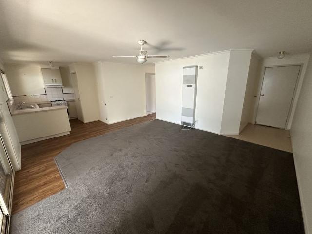 NEAT & TIDY 2 BEDROOM HOME IN A QUIET COURT LOCATION