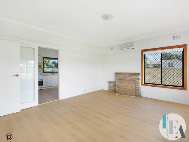 Neat & Tidy 2 Bedroom Home in Prime Location