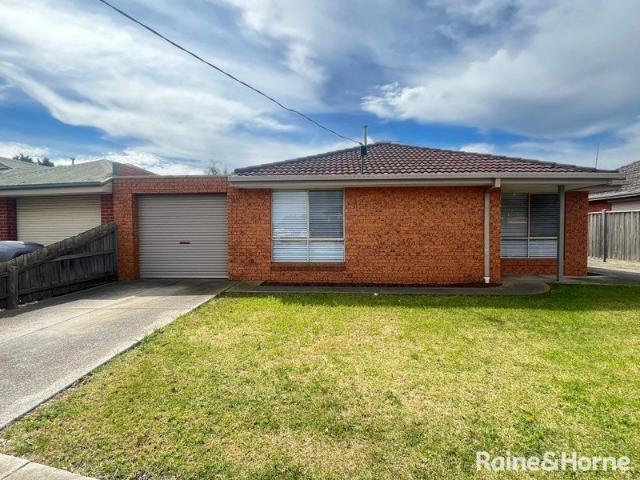 Neat & Tidy 2 Bedroom Unit