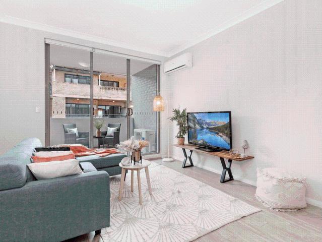 NEAT & TIDY 2 BEDROOM UNIT!