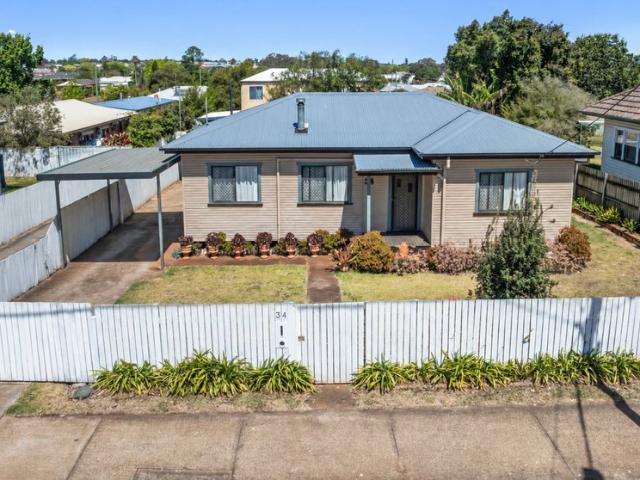 Neat, Tidy and Full of Character Convenient Harristown Cottage