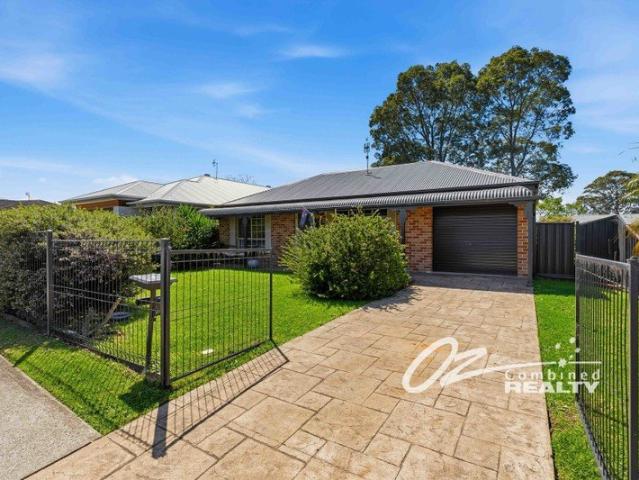 Neat & Tidy Brick Home Walking Distance to Everything