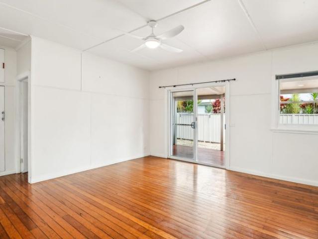 Neat & Tidy Family Home in a Prime Location!
