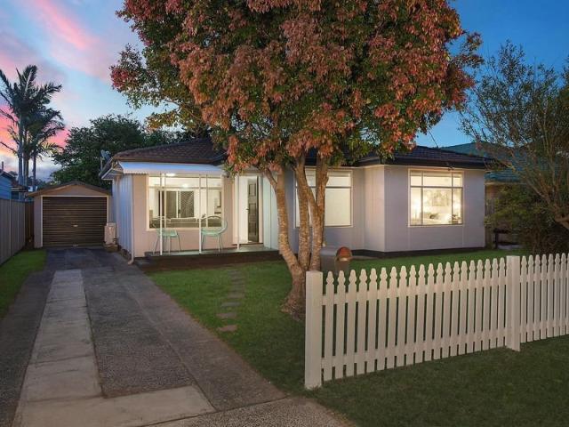 Neat & Tidy Home in Family Friendly Location