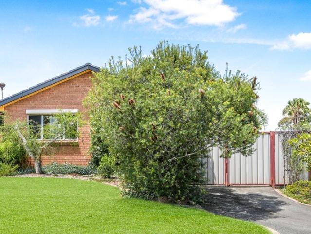Neat & Tidy One Bedroom Granny Flat + Water Included
