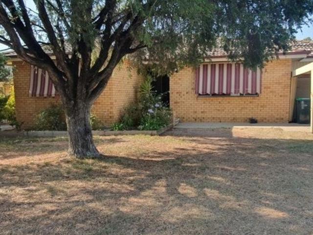 Neat & Tidy Three Bedroom Home in a Convenient Location