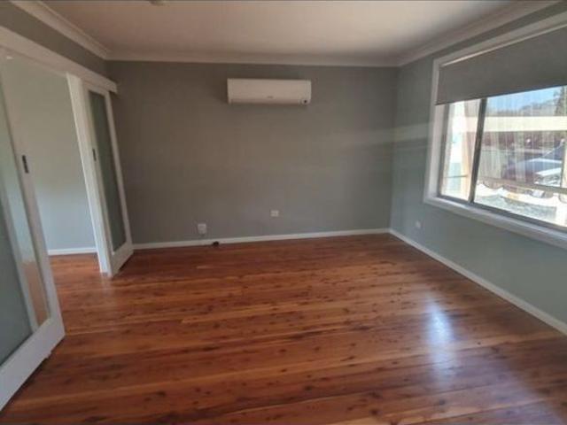 Neat & Tidy Three Bedroom Home in a Convenient Location