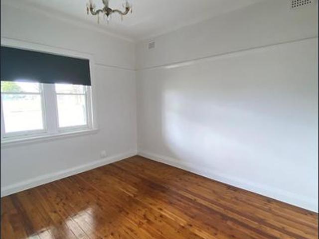 Neat & Tidy Three Bedroom Home in a Convenient Location