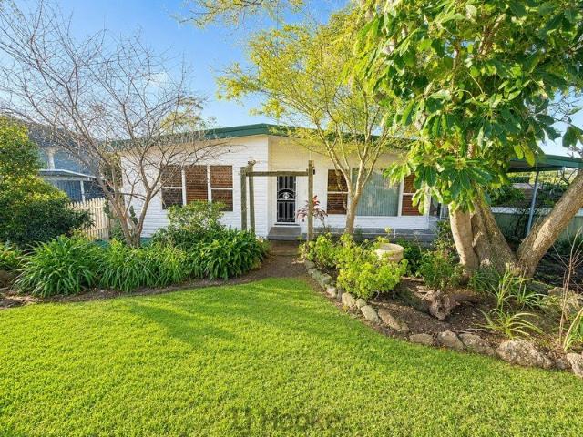 NEAT & TIDY THREE BEDROOM HOME