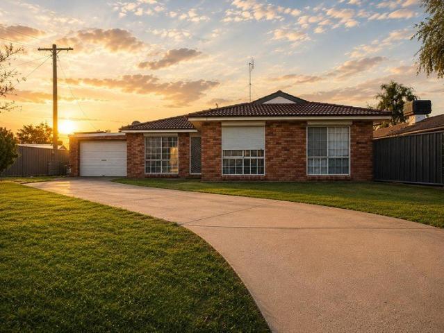 Neat & Tidy Three Bedroom Home!