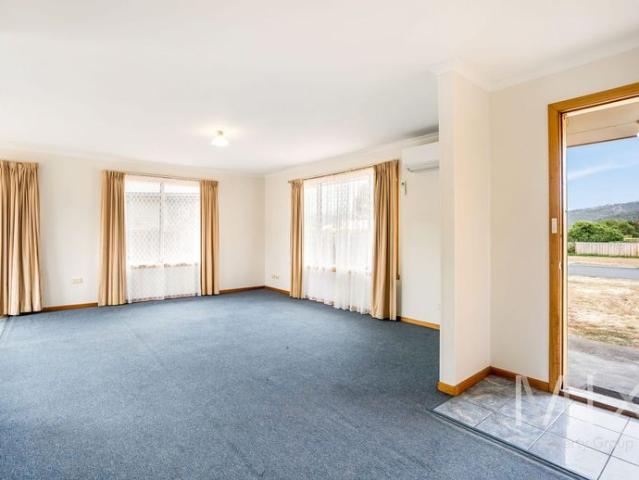 Neat & Tidy Three Bedroom Home