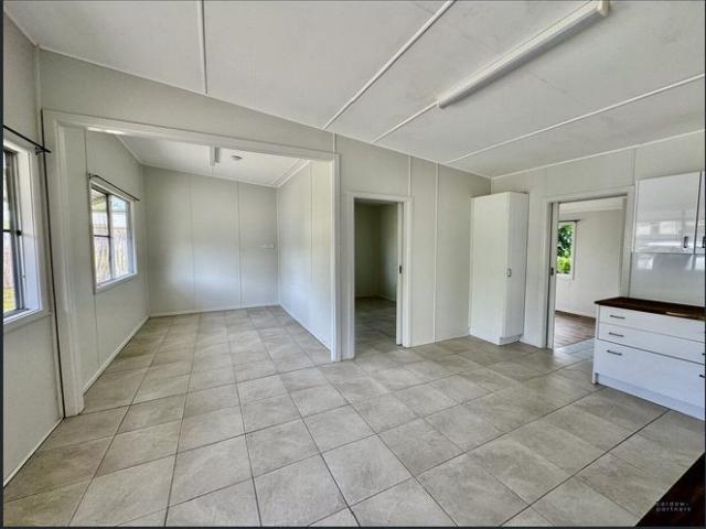 NEAT & TIDY TWO BEDROOM COTTAGE