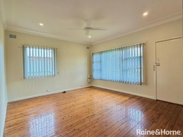 Neat & tidy Two Bedroom Duplex