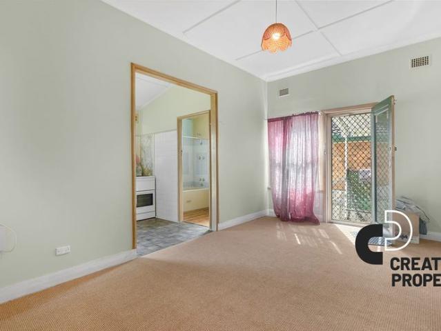 Neat & Tidy Two Bedroom Home in Quiet Location