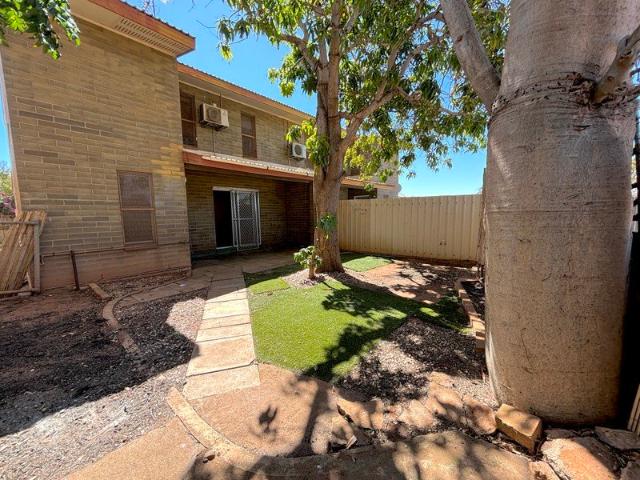 Neat & Tidy Two Storey Townhouse