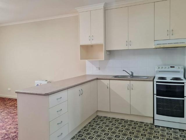 Neat & Tidy Unit