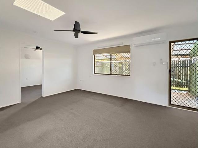 Neat & Tidy Unit with Private Covered Patio
